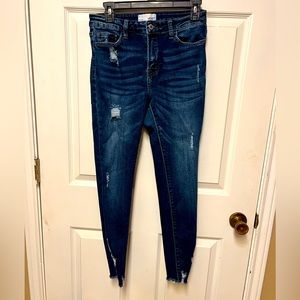 Like New Vervet Distressed Skinny Jeans